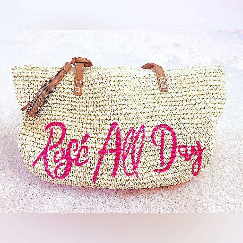 “ROSÉ ALL DAY” WOVEN BEACH TOTE 🏖️🥂👜🍾🛍️ (14”Tall x 19.5”Wide)*BRAND NEW!🎁*